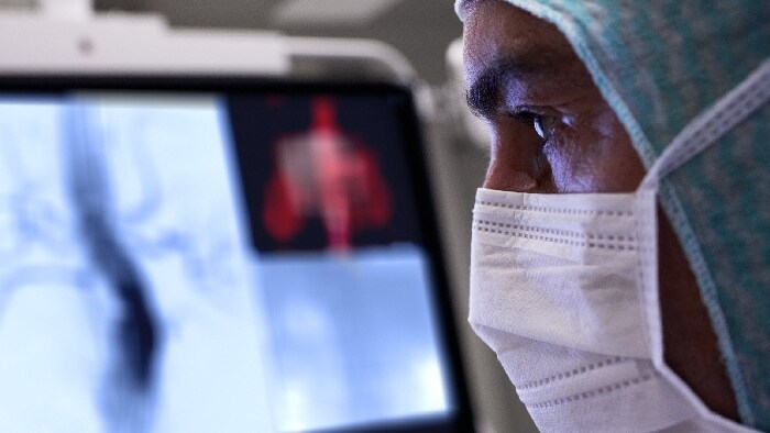 Philips joins forces with Lebanese Red Cross against COVID-19